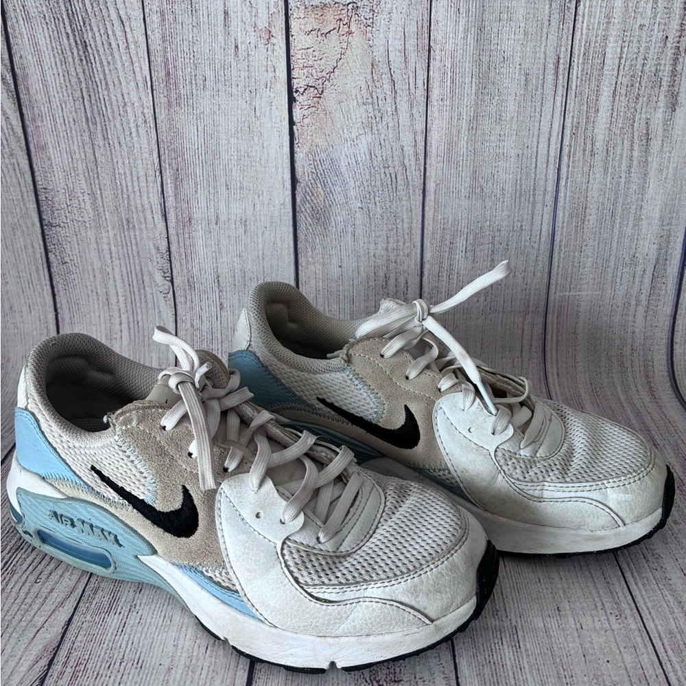 Nike White, Light Blue & Black Air Max Trainers